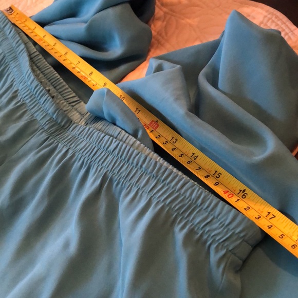 🐬 dianaira Silk Wide Leg Lined, High elastic waist reversible matte-shiny pants - Picture 6 of 6